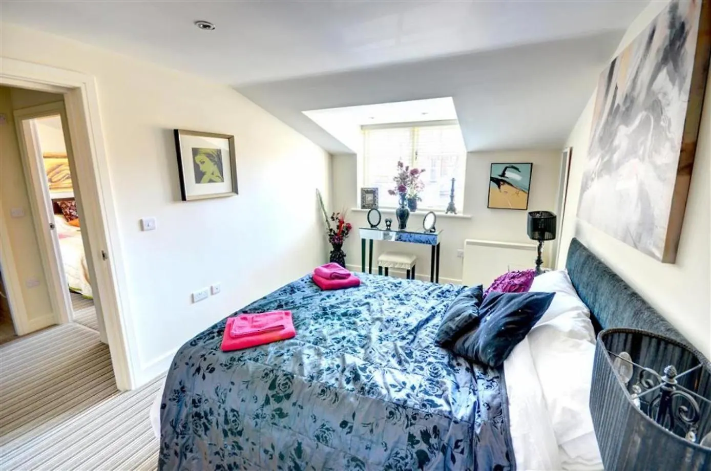 Apartment Hotties House - Two-Bed Cottage, Dog-Friendly & Off-Street Parking - Scarborough