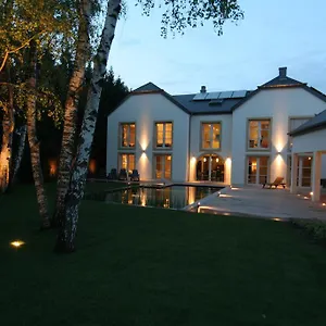 https://bb-white-pearl.luxembourghotelsguide.com